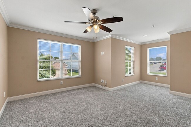 Building Photo - 2065 Newark Ln