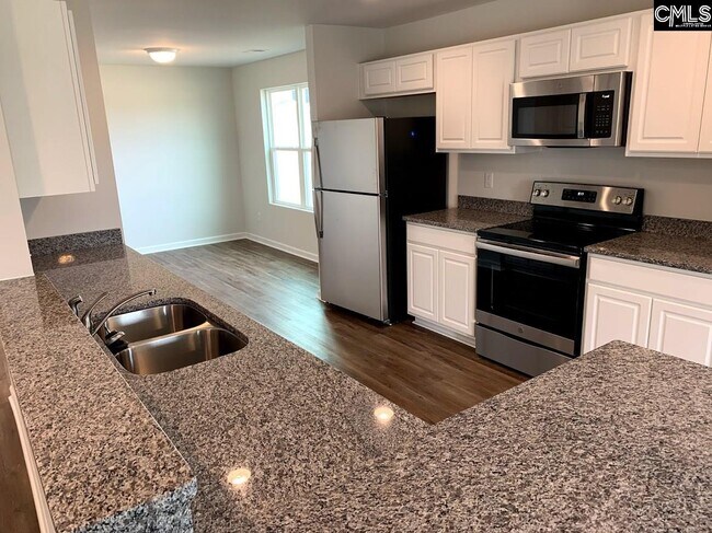 Building Photo - 216 Freeman Dr