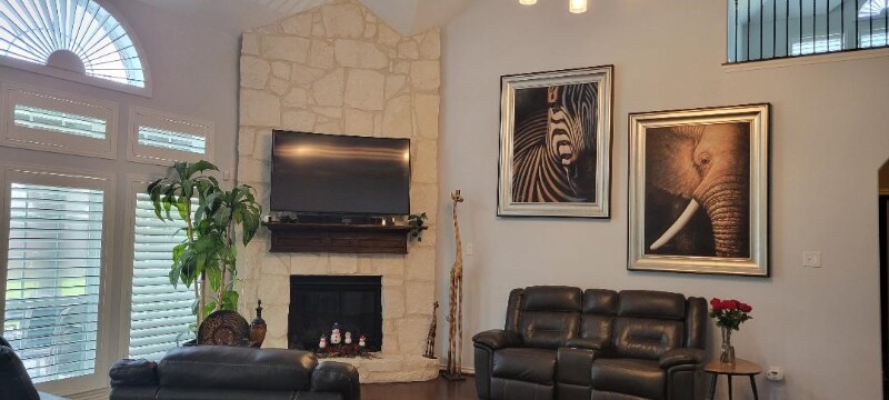 Building Photo - 20307 Cortina Valley Dr