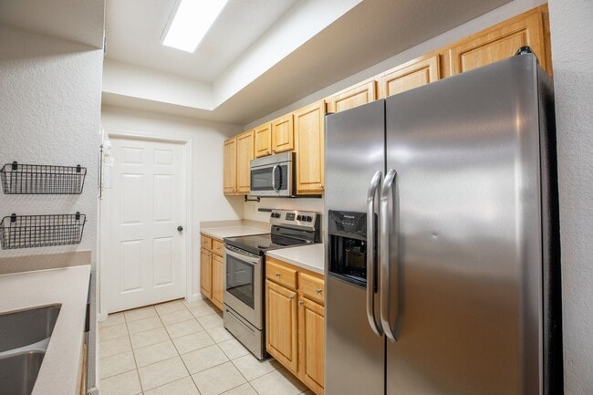 Building Photo - Condo in Desirable Mirabella Community