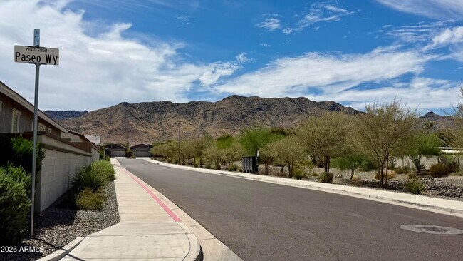 Building Photo - 1659 W Paseo Way