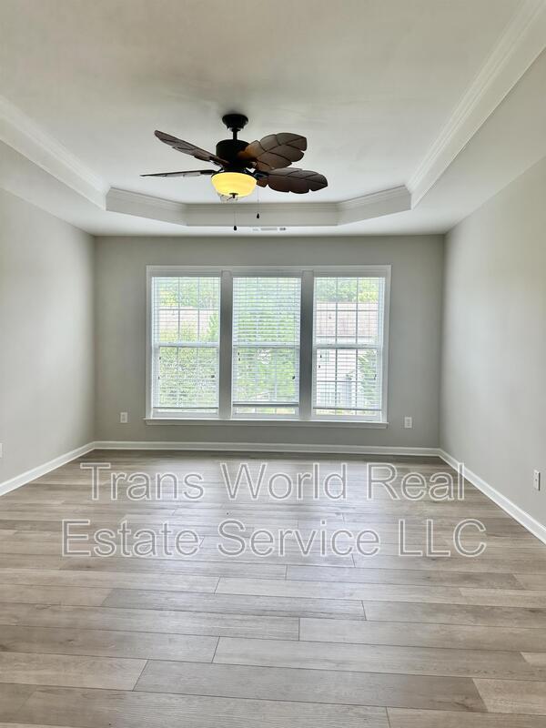 Building Photo - 2282 Young America Dr NE