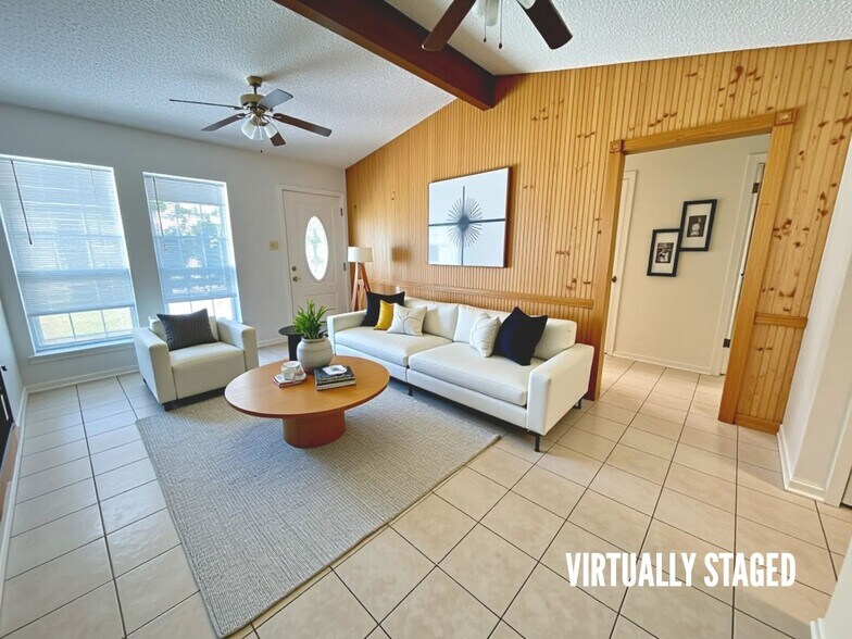 Building Photo - 2404 Shoemaker Dr