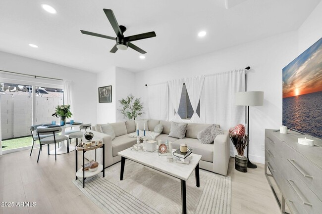 Building Photo - 3034 N 39th St