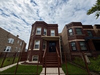 Building Photo - 4741 W Van Buren St