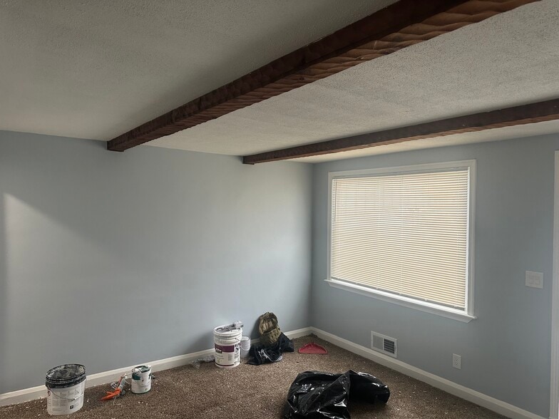 Building Photo - 4003 Lyndale Ave