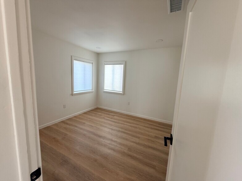 Bed #1 Entrance - 1346 W 222nd St