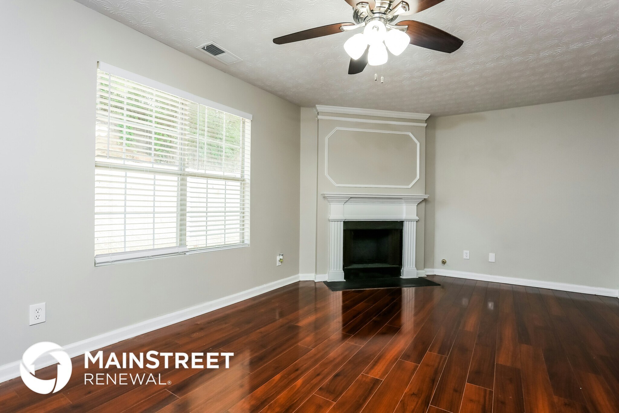 Building Photo - 4150 Riverbank Ct