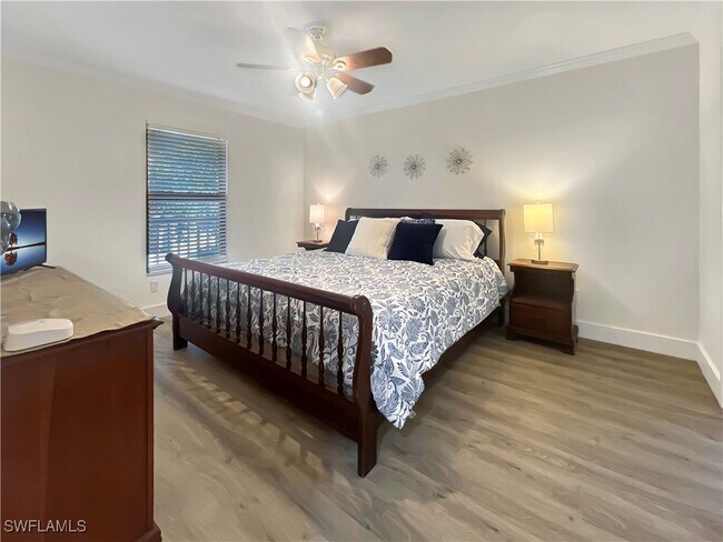 Building Photo - 600 Neapolitan Way