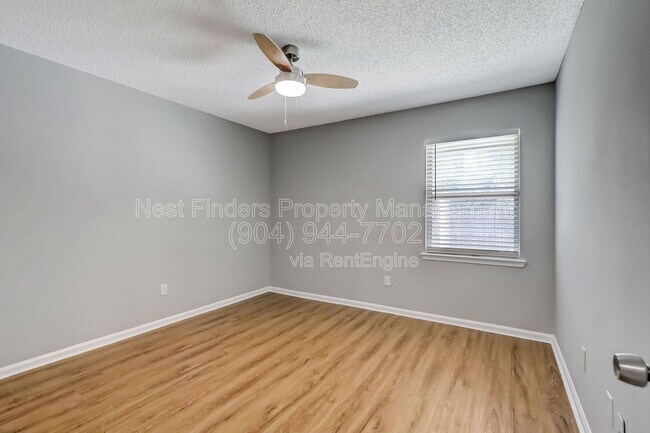 Building Photo - 9642 Pritmore Rd E