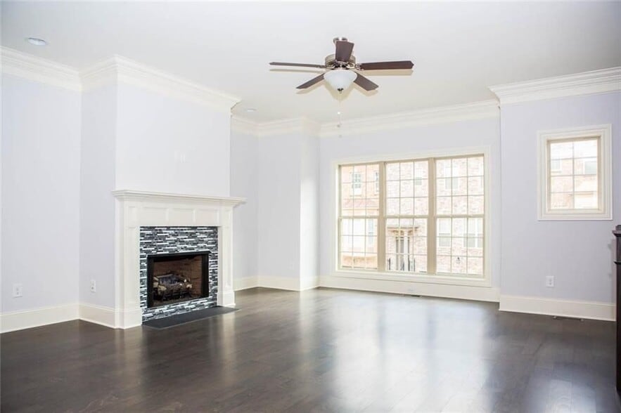 Building Photo - 1098 Willow Field Dr