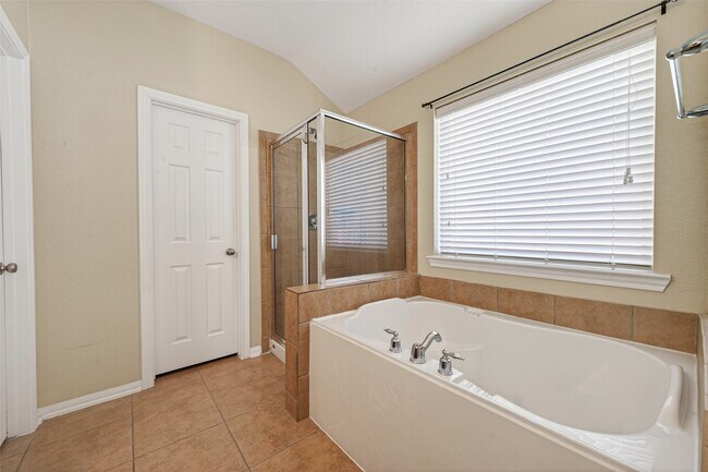 Building Photo - 66 W Lasting Spring Cir