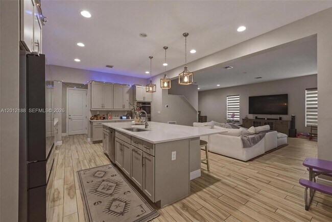 Building Photo - 8815 NW 37th Dr