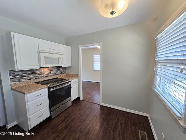 Building Photo - 1824 Wickham Way