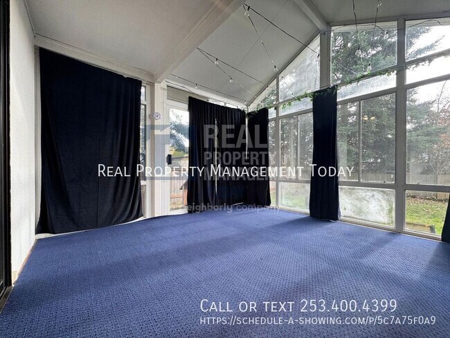 Building Photo - 1712 S 39th St