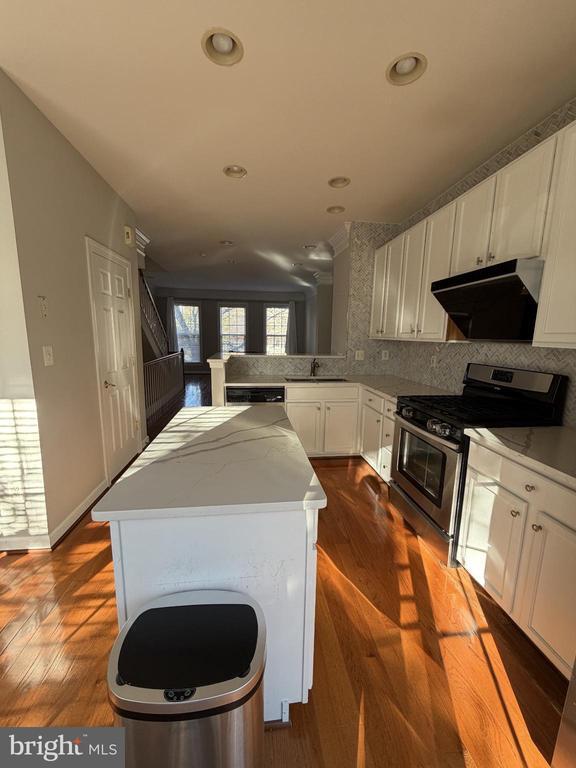 Building Photo - 11425 Log Ridge Dr