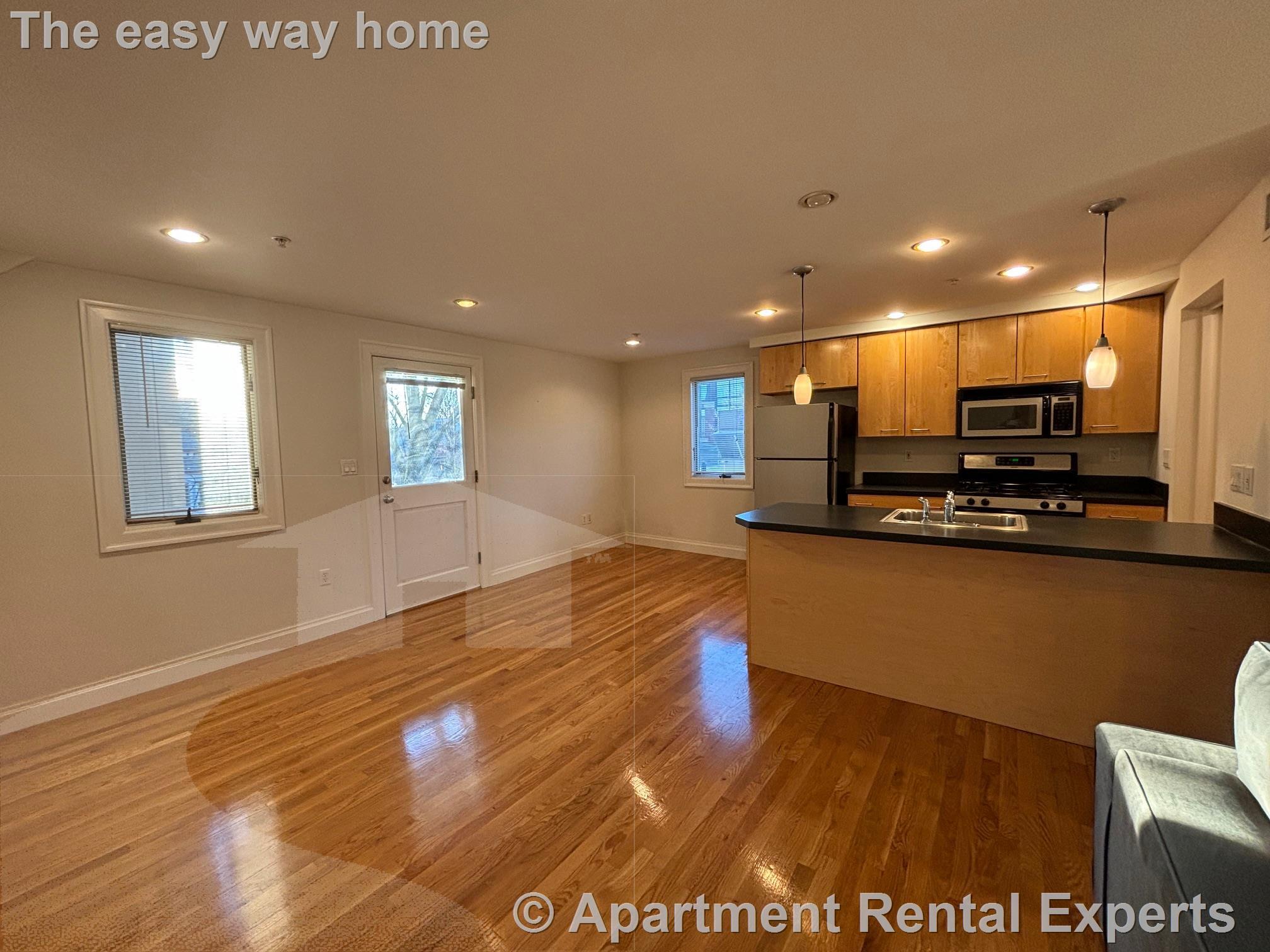 Building Photo - 1110 Massachusetts Ave