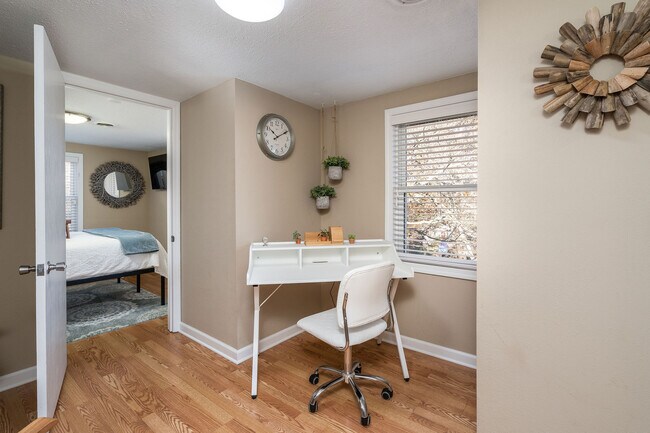 Building Photo - 487 Kentucky Ave