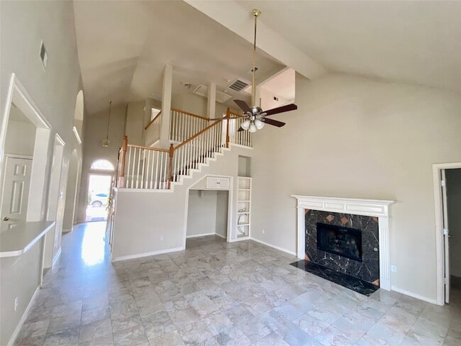 Building Photo - 8004 Case Dr