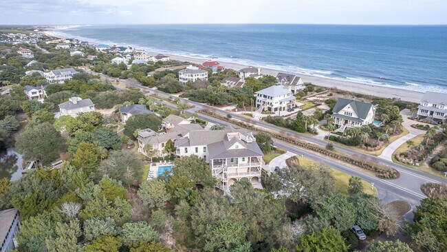 Building Photo - 1058 Debordieu Blvd