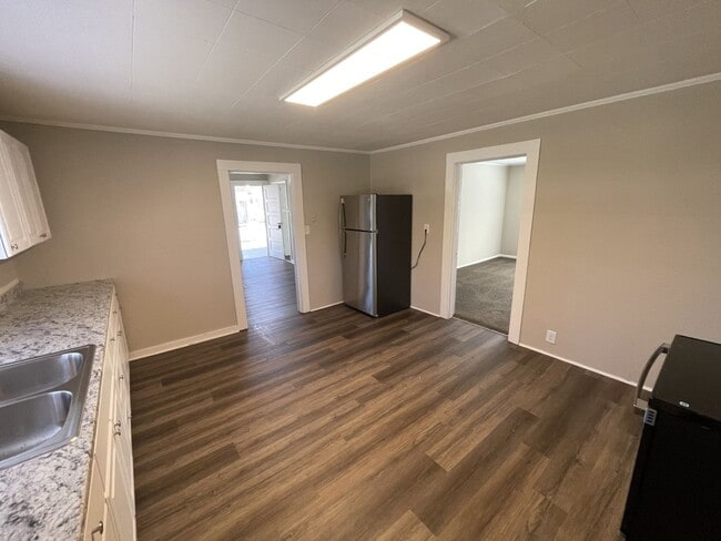 Building Photo - 2 Bedroom 1 bathroom house in Wake Forest