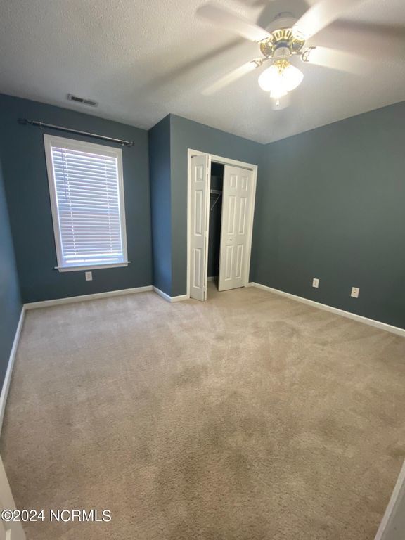 Building Photo - 3 Bedroom, 2 Bath Home - 1204 Huff Dr.