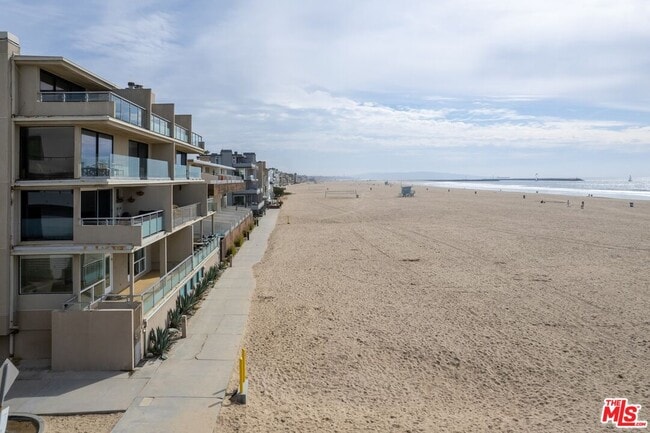 Building Photo - 6 Eastwind St