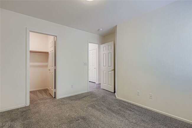 Building Photo - 2406 Miki Ct