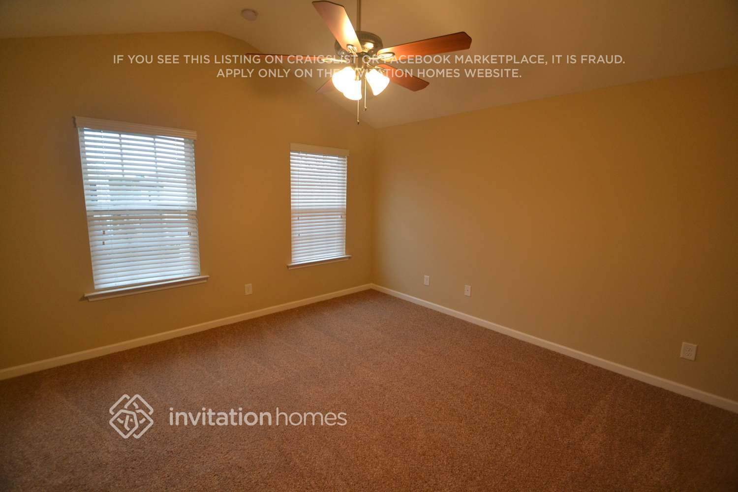 Building Photo - 483 Lobdale Falls Dr