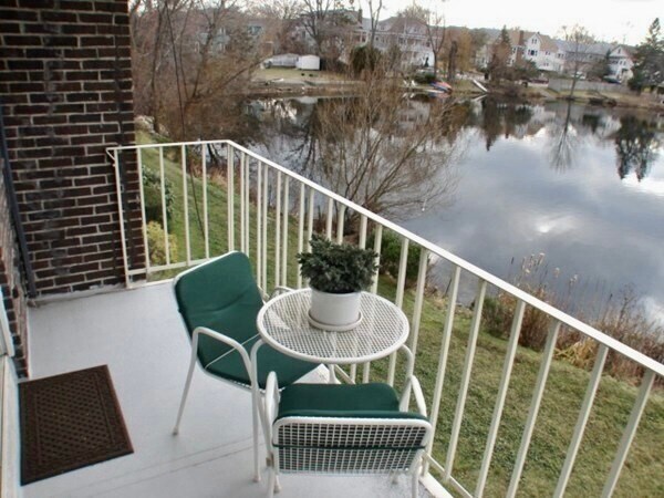 Building Photo - 18 Hamilton Rd