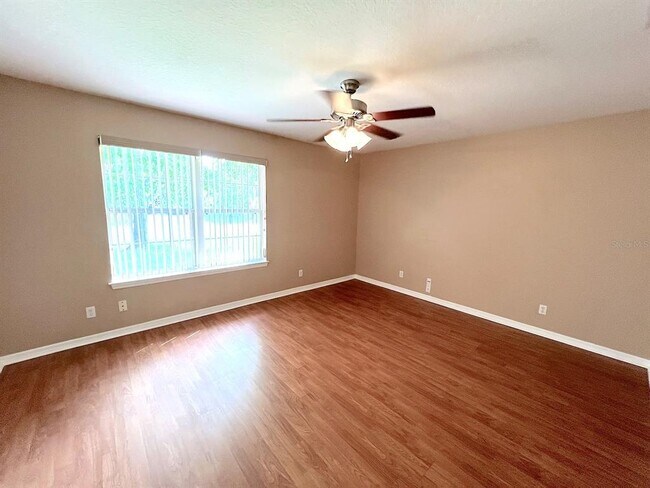 Building Photo - 70 Pheasant Dr