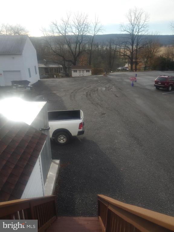 Building Photo - 3160 W Main St