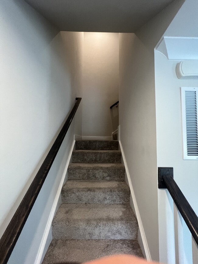 Building Photo - Exceptional 3-Level Corner Unit Townhome w...