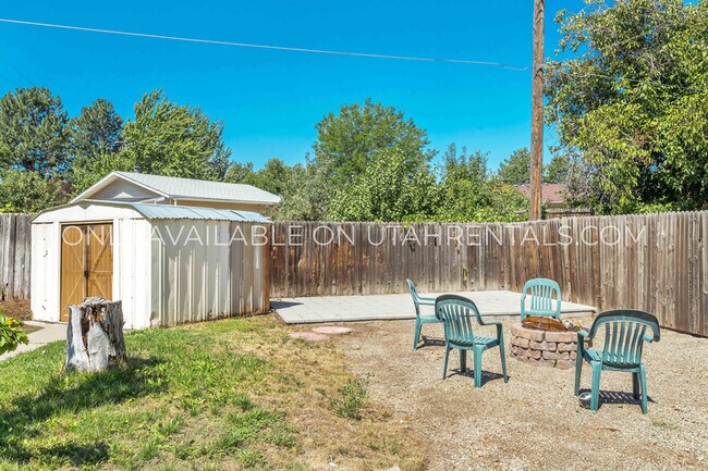 Building Photo - 1671 E 7080 S