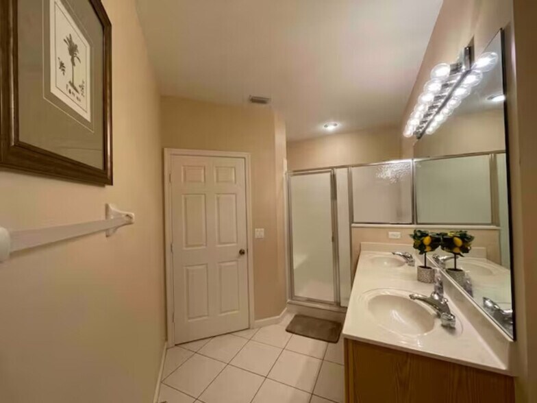 Building Photo - 9113 Sandshot Ct