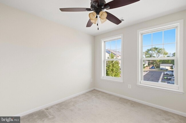 Building Photo - 1443 Occoquan Heights Ct