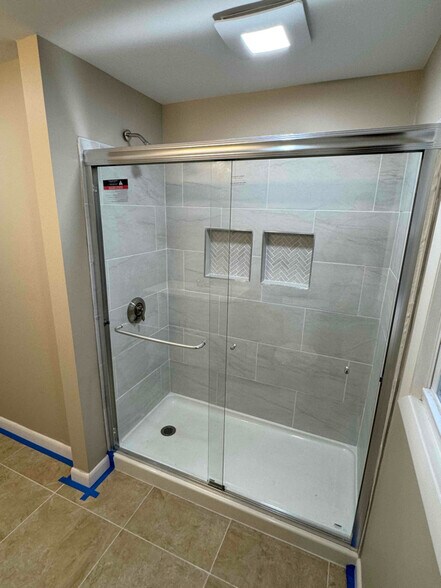 Building Photo - 130 Lake Ave