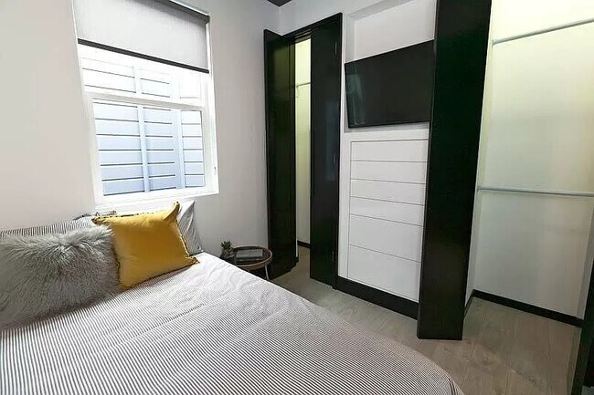 Building Photo - 2874 Harrison-A