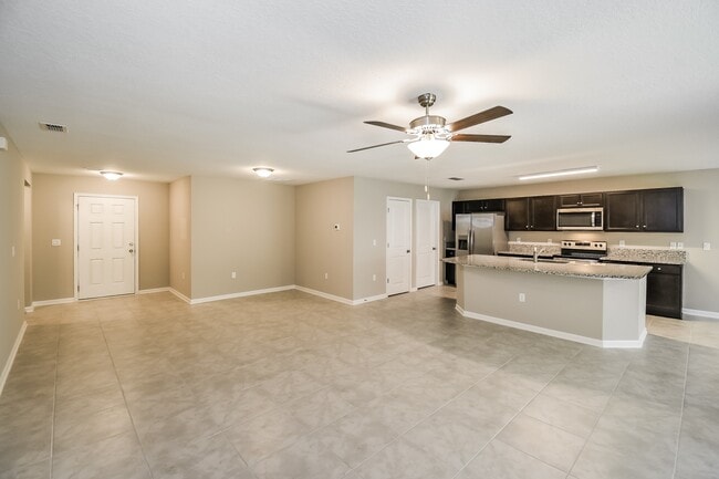 Building Photo - 9074 Open Fld Rd