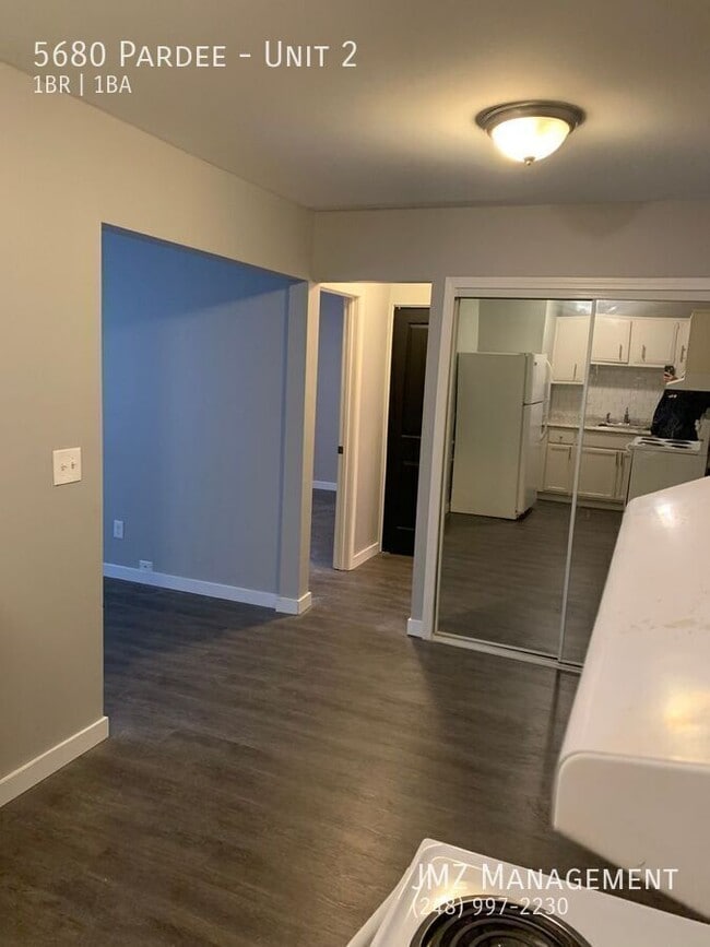 Building Photo - 5680 Pardee-Unit 2