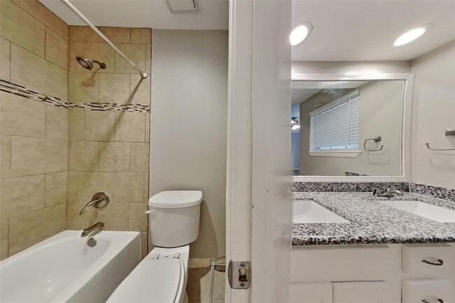 Building Photo - 3807 Wood Stone Walk Dr
