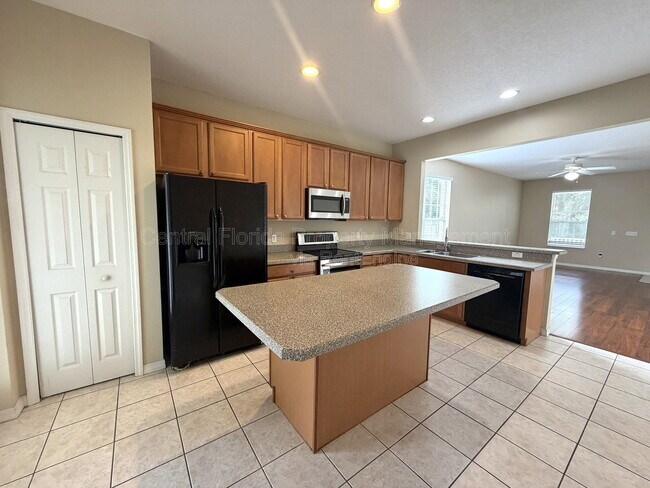 Building Photo - 14517 Bluebird Park Rd