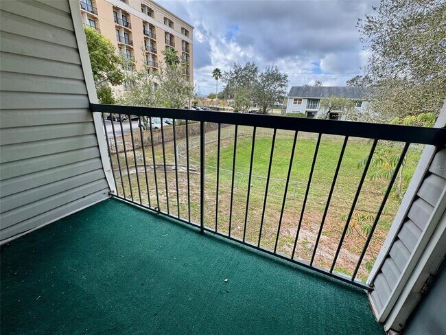 Building Photo - 5023 Terrace Palms Cir