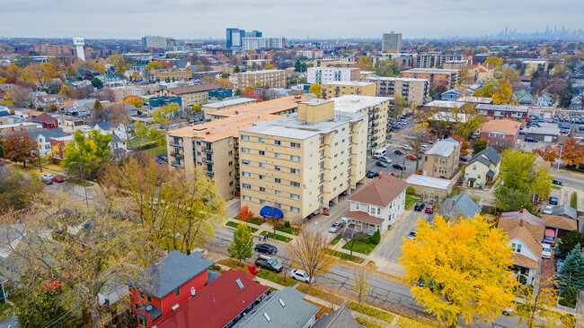 Building Photo - 314 Lathrop Ave