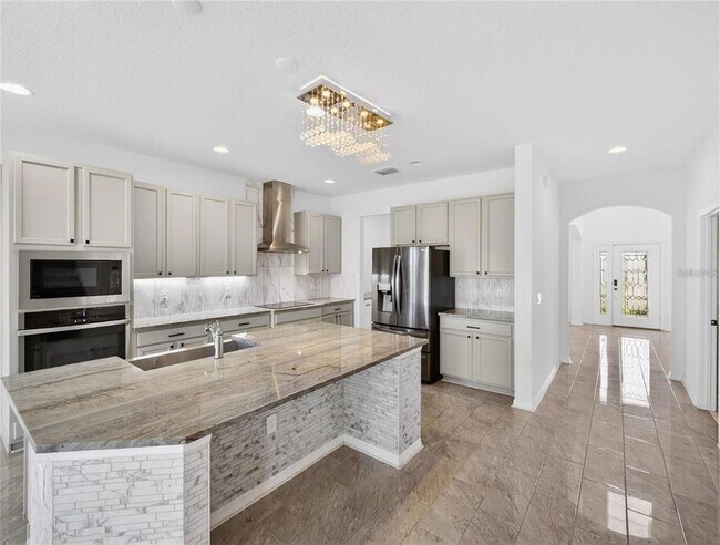Building Photo - 2556 Leyland Cypress Ln