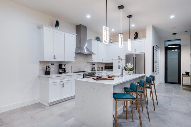 Building Photo - 3055 South Highway A1A-SI ID1074342P