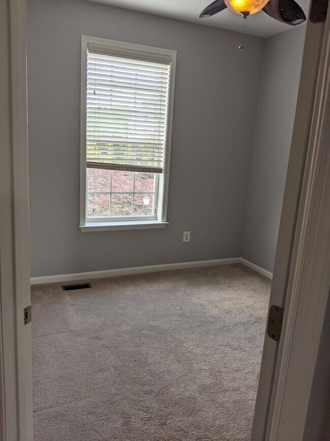 Building Photo - 2703 Osprey Way