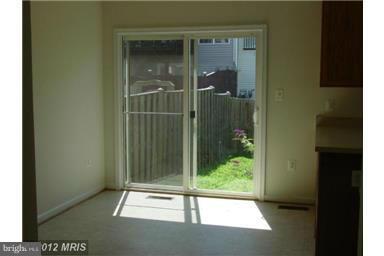 Building Photo - 2269 Forsythia Dr