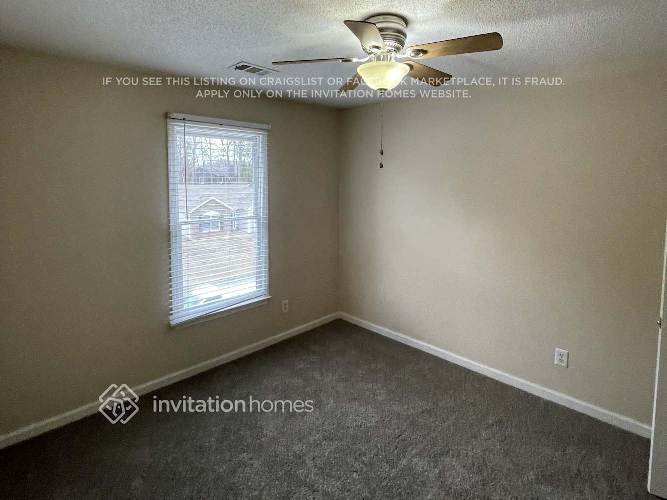 Building Photo - 560 Heathgate Dr SW