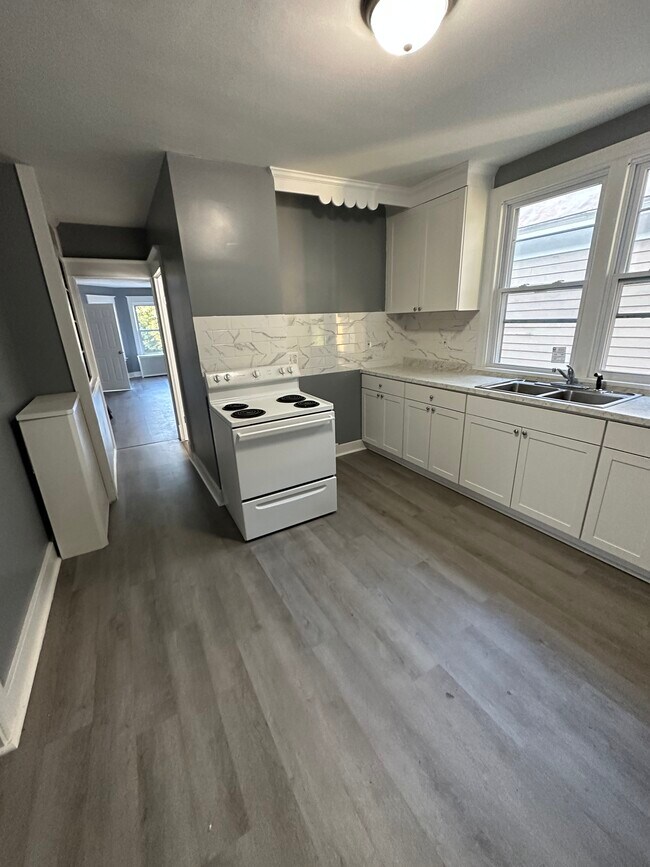 1812 Campbell Ave 1812 Campbell Ave Schenectady NY 12306 Apartment